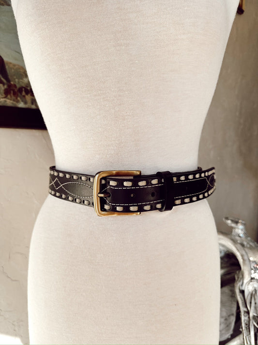  The Classic Buckstitch Belt In Black