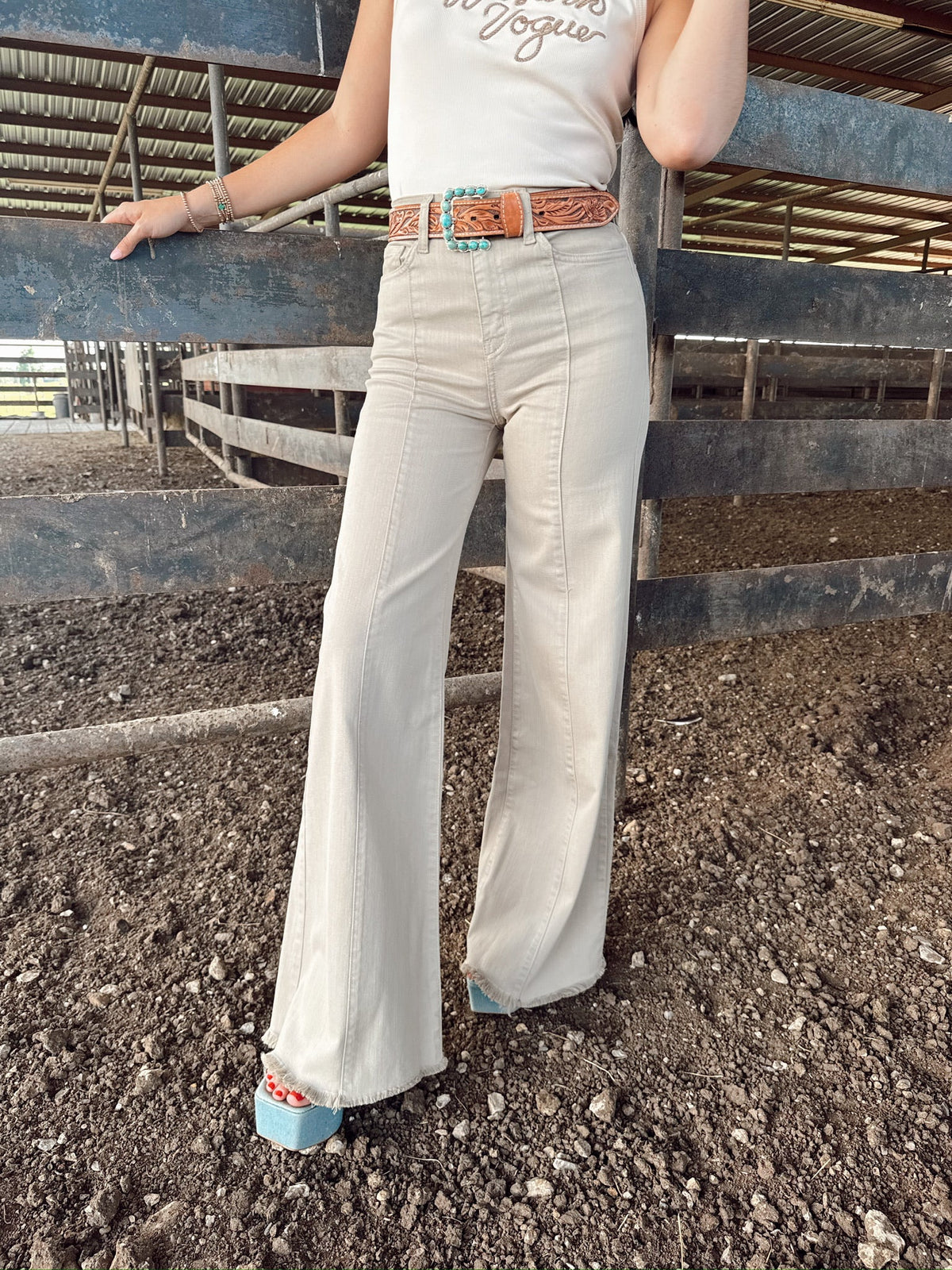  The Crawford Jeans In Khaki