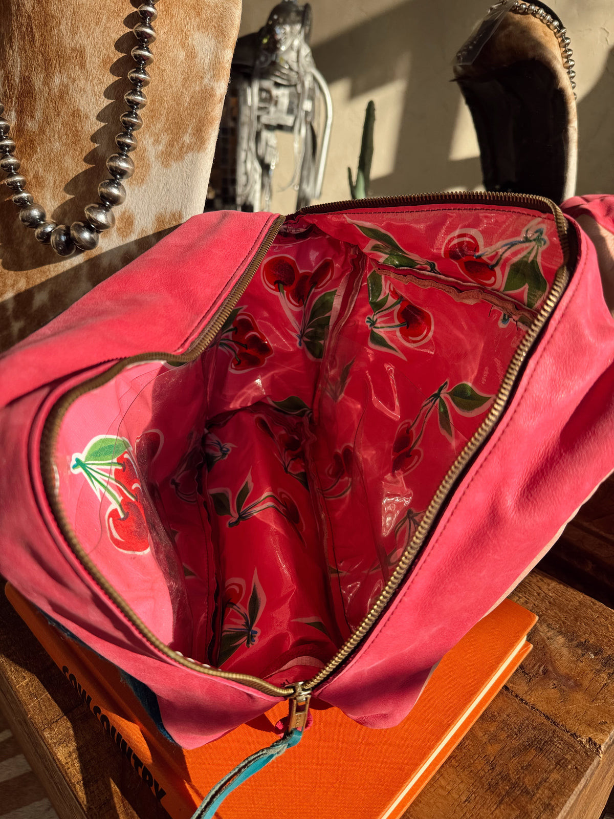  The Rail 3 Ranch Makeup Tote