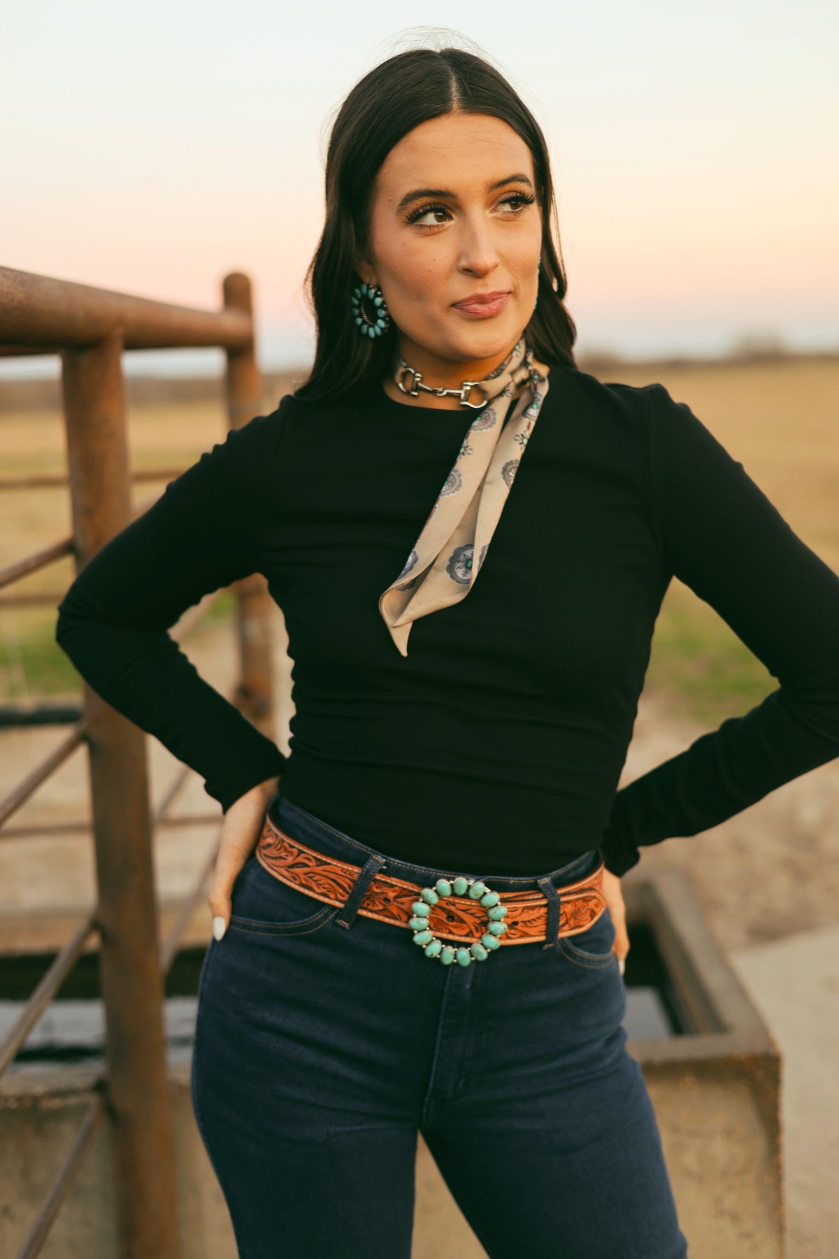  The Bakersfield Top In Black-Large