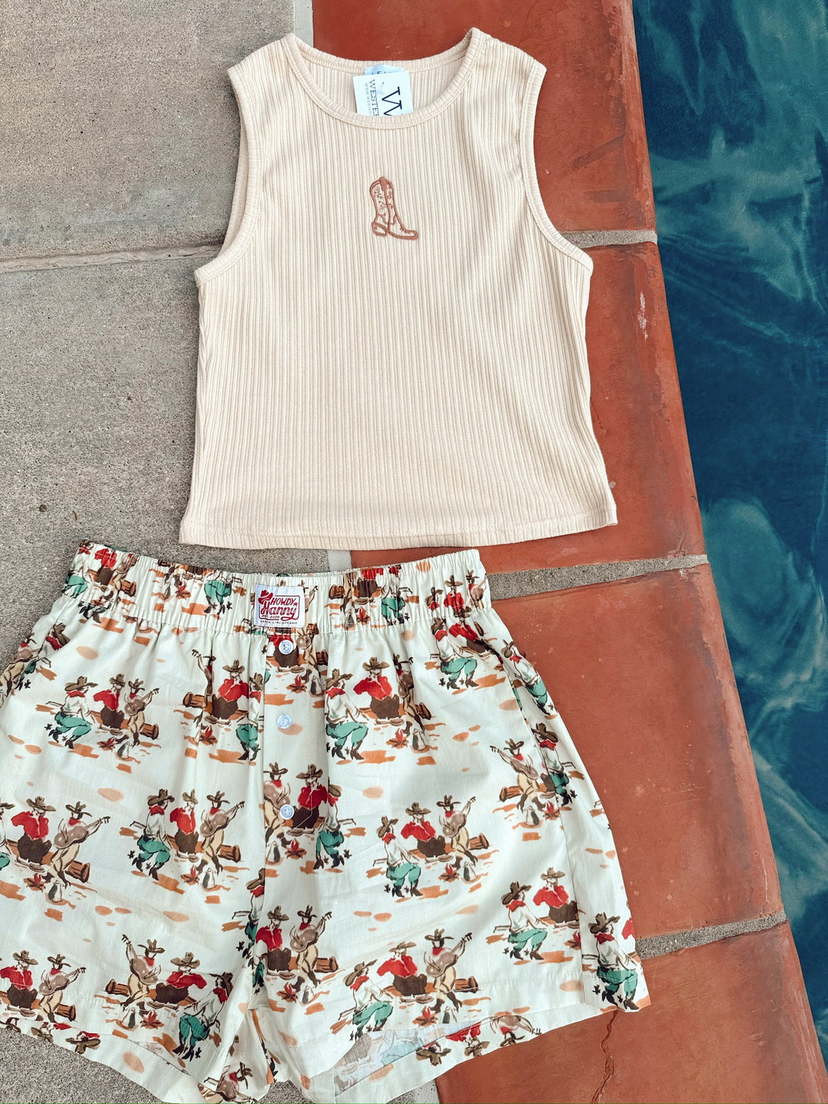  The Wagon Wheel Shorts